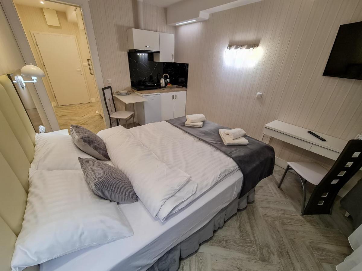 Apartamenty Hayduk Zary  Exterior photo
