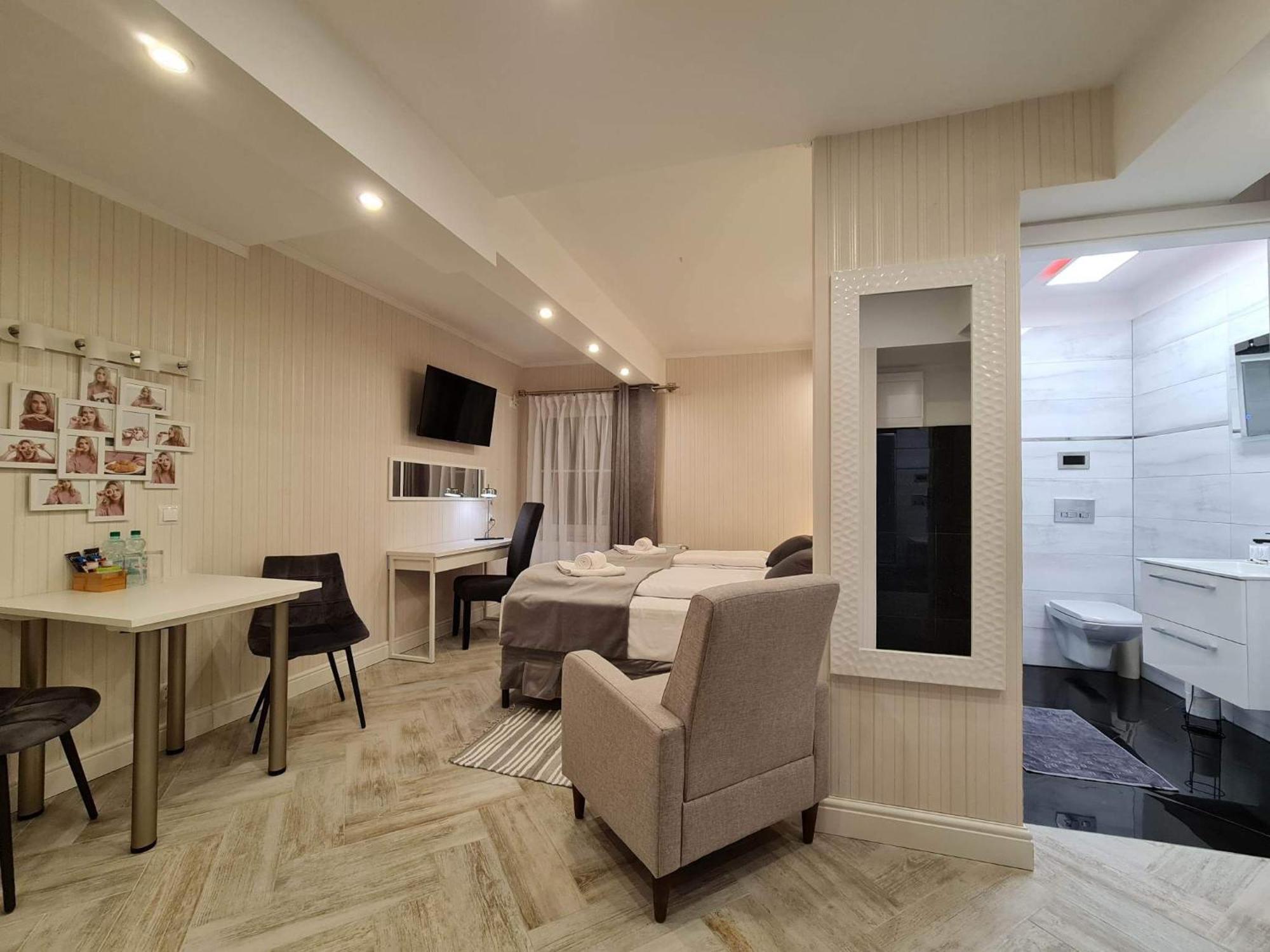 Apartamenty Hayduk Zary  Exterior photo